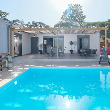 Vilă Eleonas With Private Swimming Pool Rethymnon