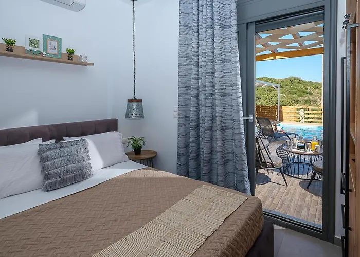 Villa Eleonas With Private Swimming Pool *