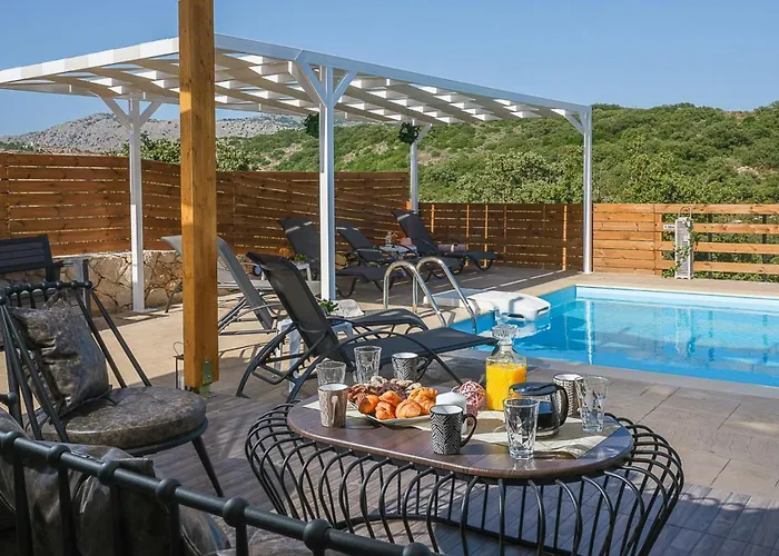 Eleonas With Private Swimming Pool Villa *