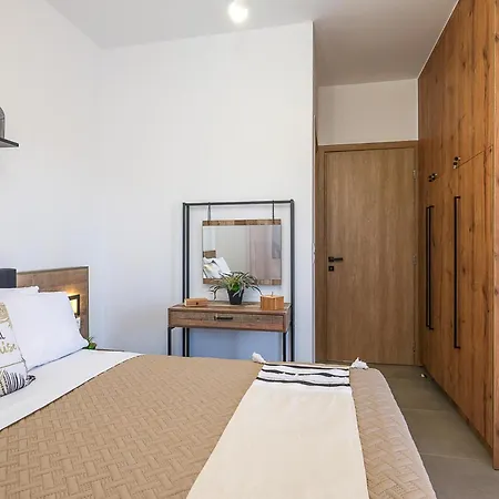 Eleonas With Private Swimming Pool Villa *